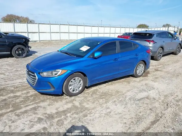 KMHD74LF2JU473084 2018 HYUNDAI ELANTRA - Image 2