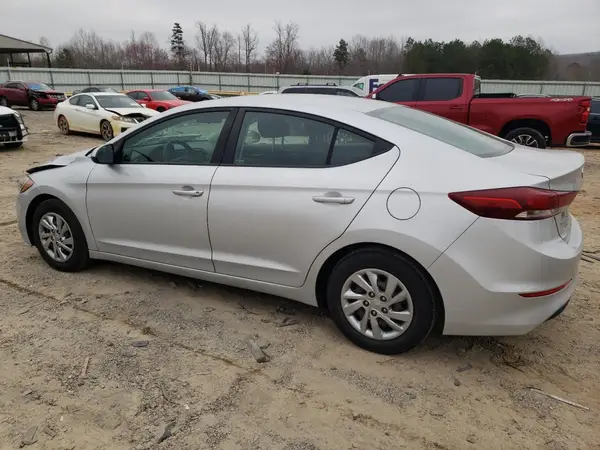 KMHD74LF2JU574223 2018 HYUNDAI ELANTRA - Image 2