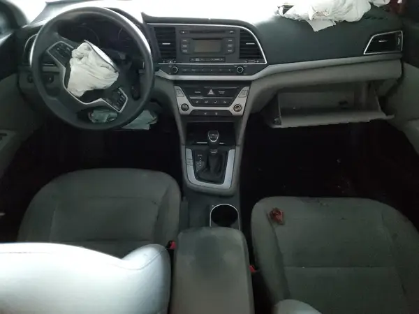 KMHD74LF2JU578143 2018 HYUNDAI ELANTRA - Image 8