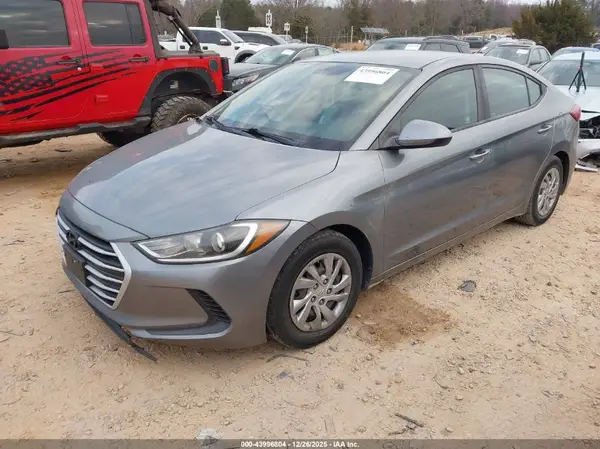 KMHD74LF2JU593919 2018 HYUNDAI ELANTRA - Image 2