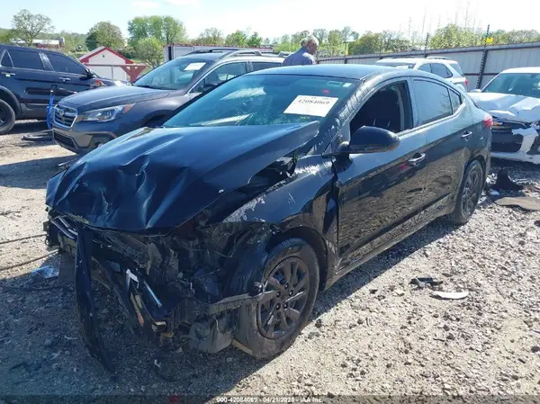 KMHD74LF2JU596691 2018 HYUNDAI ELANTRA - Image 2
