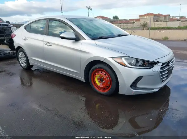 KMHD74LF2JU679053 2018 HYUNDAI ELANTRA - Image 1