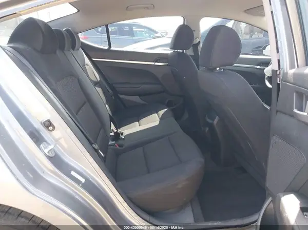 KMHD74LF2KU803937 2019 HYUNDAI ELANTRA - Image 8