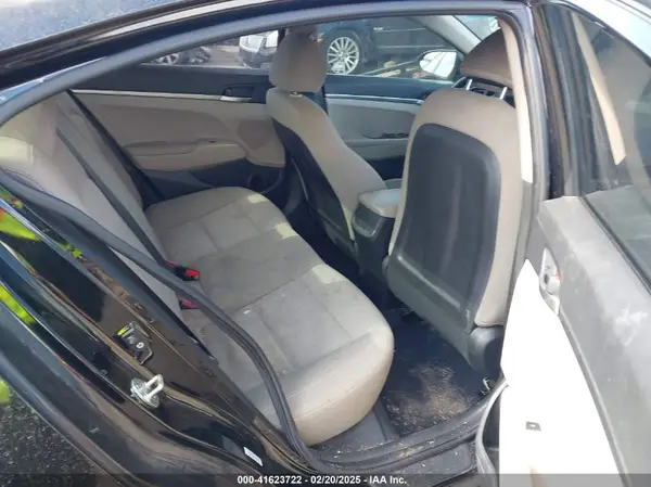 KMHD74LF2KU821192 2019 HYUNDAI ELANTRA - Image 8