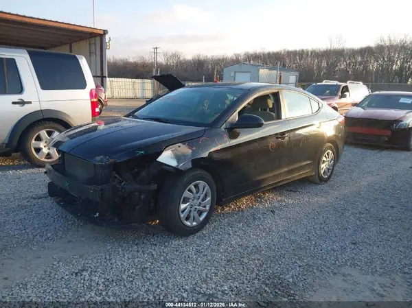 KMHD74LF2KU839059 2019 HYUNDAI ELANTRA - Image 2