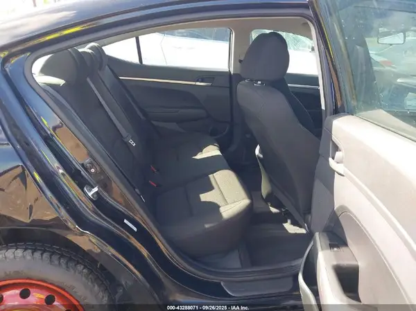 KMHD74LF2KU840714 2019 HYUNDAI ELANTRA - Image 8