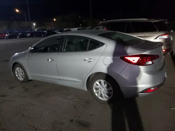 KMHD74LF2LU072976 2020 HYUNDAI ELANTRA - Image 2