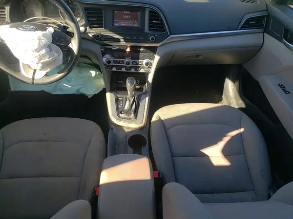 KMHD74LF2LU074680 2020 HYUNDAI ELANTRA - Image 8