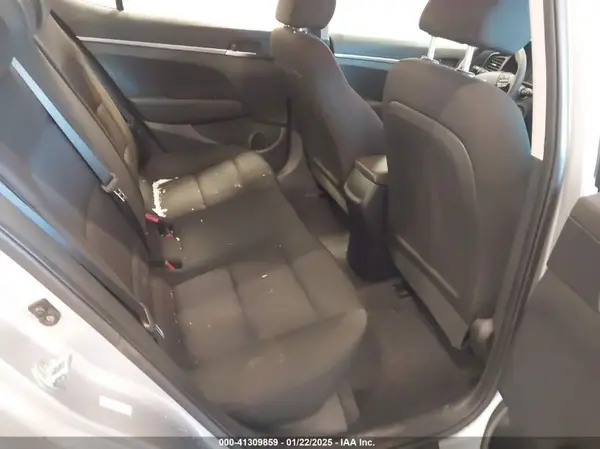 KMHD74LF2LU082200 2020 HYUNDAI ELANTRA - Image 8