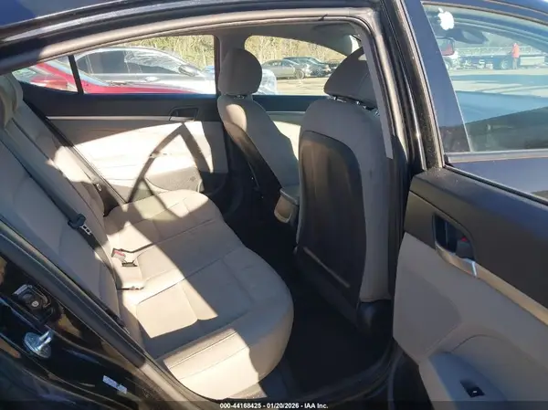 KMHD74LF2LU913629 2020 HYUNDAI ELANTRA - Image 8