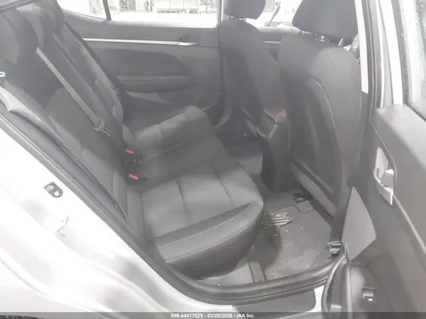 KMHD74LF2LU946565 2020 HYUNDAI ELANTRA - Image 8