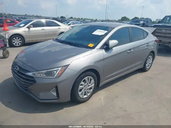 KMHD74LF2LU949210 2020 HYUNDAI ELANTRA - Image 2