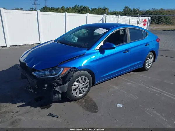 KMHD74LF3HU063999 2017 HYUNDAI ELANTRA - Image 2
