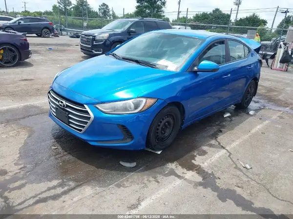 KMHD74LF3HU072640 2017 HYUNDAI ELANTRA - Image 2