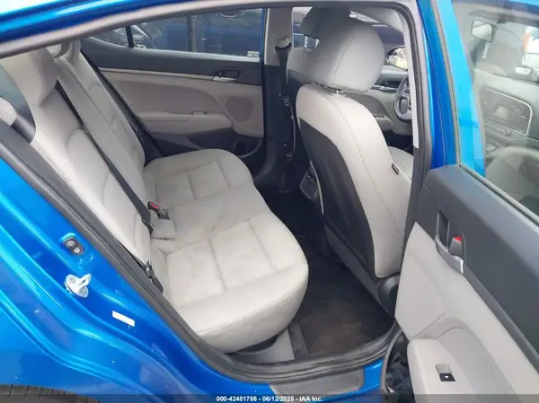 KMHD74LF3HU072640 2017 HYUNDAI ELANTRA - Image 8