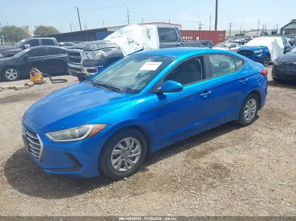 KMHD74LF3HU073772 2017 HYUNDAI ELANTRA - Image 2