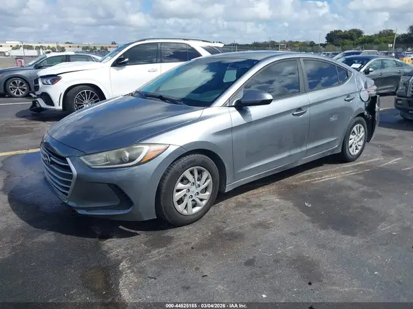KMHD74LF3HU075019 2017 HYUNDAI ELANTRA - Image 2