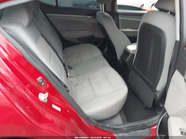 KMHD74LF3HU082360 2017 HYUNDAI ELANTRA - Image 8