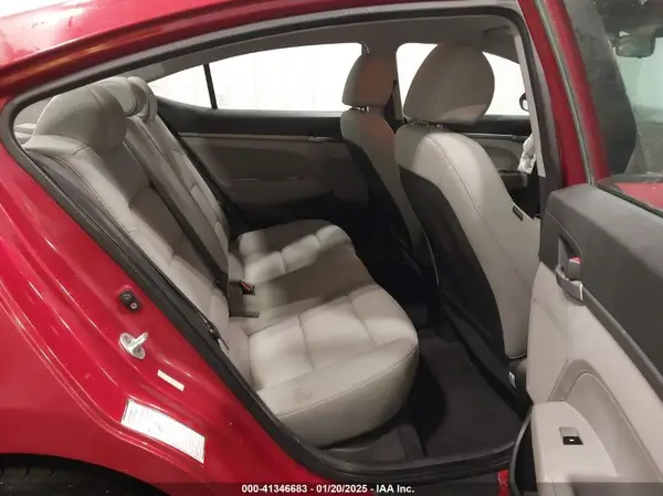 KMHD74LF3HU084528 2017 HYUNDAI ELANTRA - Image 8