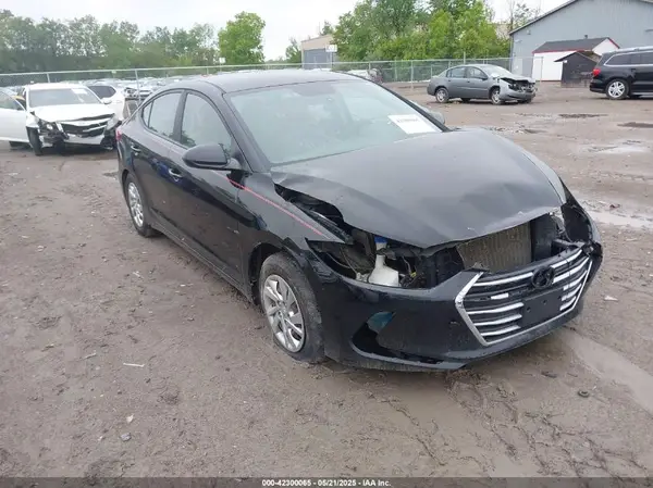 KMHD74LF3HU091950 2017 HYUNDAI ELANTRA - Image 1