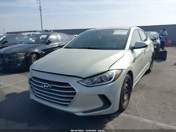 KMHD74LF3HU092497 2017 HYUNDAI ELANTRA - Image 2