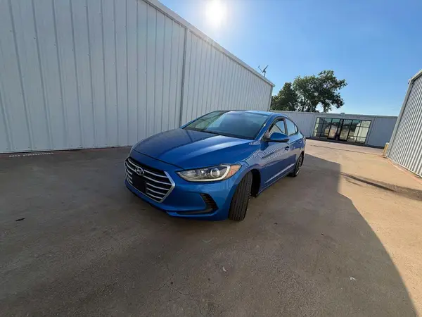 KMHD74LF3HU094086 2017 HYUNDAI ELANTRA - Image 2