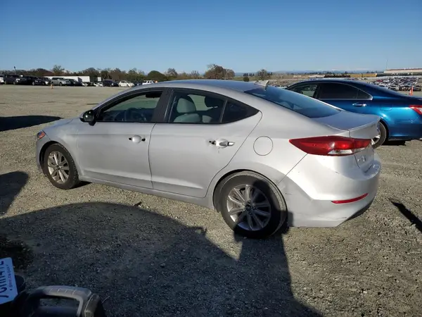 KMHD74LF3HU094329 2017 HYUNDAI ELANTRA - Image 2