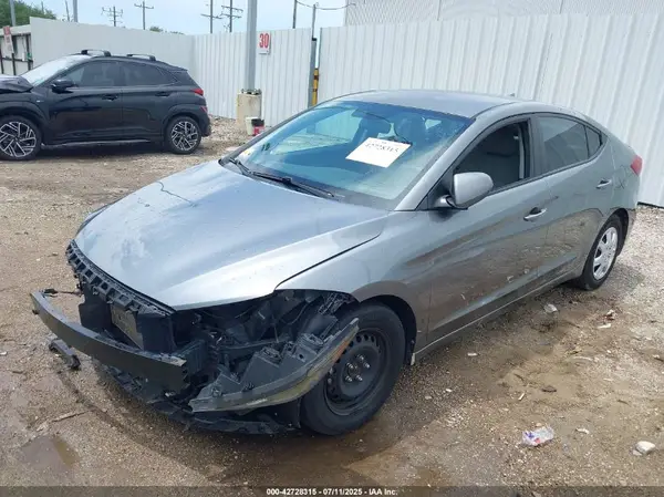 KMHD74LF3HU116250 2017 HYUNDAI ELANTRA - Image 2