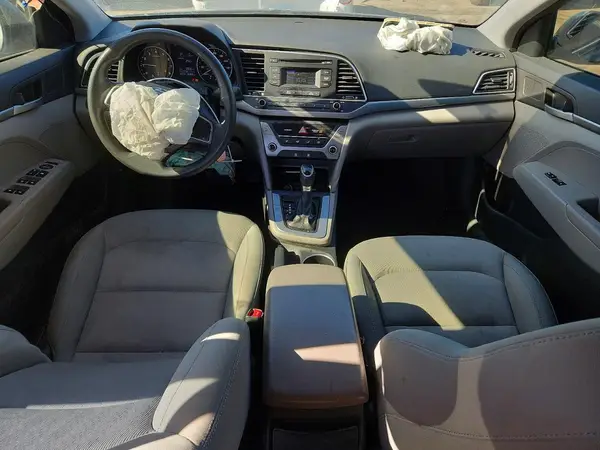 KMHD74LF3HU117396 2017 HYUNDAI ELANTRA - Image 8