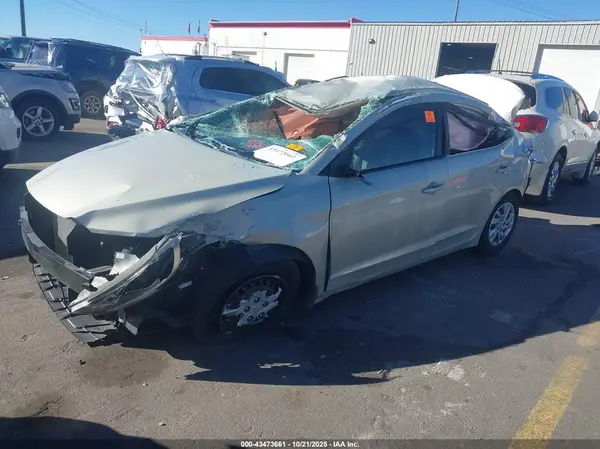 KMHD74LF3HU357371 2017 HYUNDAI ELANTRA - Image 2