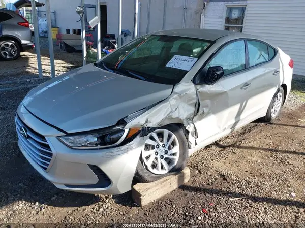 KMHD74LF3HU370007 2017 HYUNDAI ELANTRA - Image 2