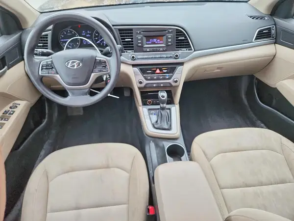 KMHD74LF3HU391777 2017 HYUNDAI ELANTRA - Image 8