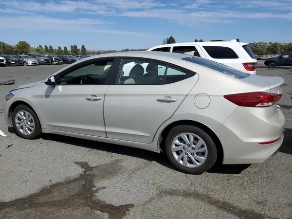KMHD74LF3HU393903 2017 HYUNDAI ELANTRA - Image 2