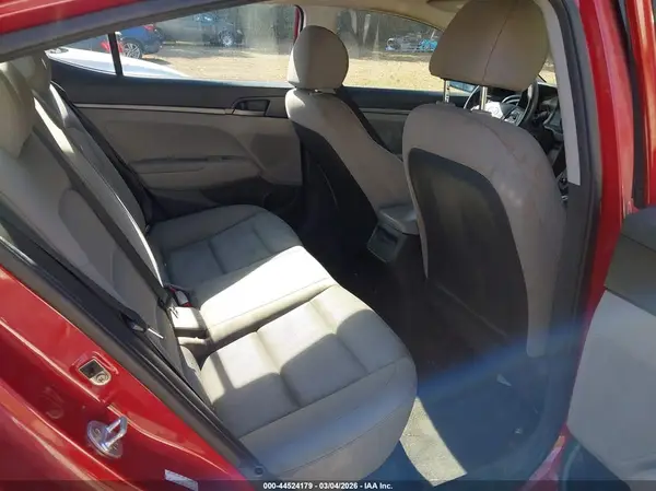 KMHD74LF3HU394274 2017 HYUNDAI ELANTRA - Image 8