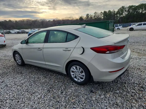 KMHD74LF3HU417813 2017 HYUNDAI ELANTRA - Image 2