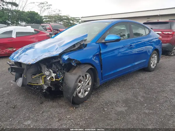 KMHD74LF3HU422039 2017 HYUNDAI ELANTRA - Image 2