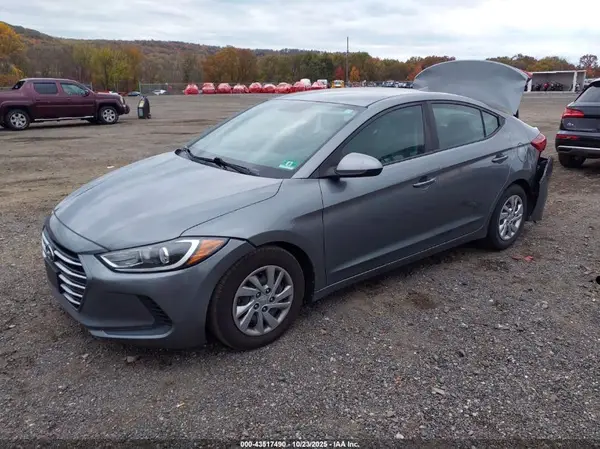 KMHD74LF3HU423823 2017 HYUNDAI ELANTRA - Image 2