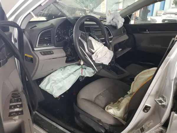 KMHD74LF3JU452549 2018 HYUNDAI ELANTRA - Image 8