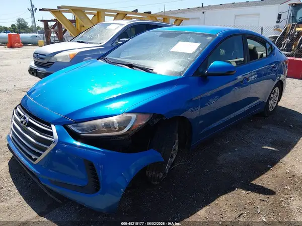 KMHD74LF3JU474146 2018 HYUNDAI ELANTRA - Image 2