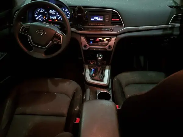 KMHD74LF3JU519294 2018 HYUNDAI ELANTRA - Image 8