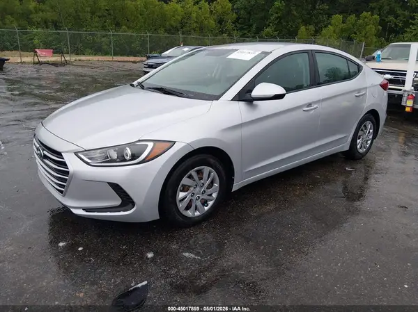 KMHD74LF3JU520557 2018 HYUNDAI ELANTRA - Image 2