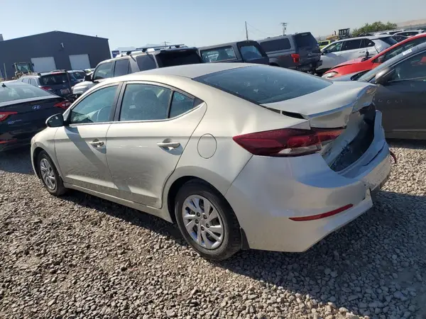KMHD74LF3JU593458 2018 HYUNDAI ELANTRA - Image 2