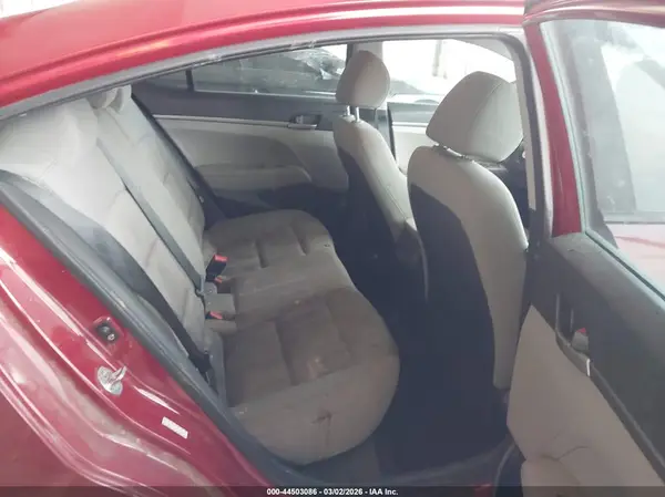 KMHD74LF3JU612283 2018 HYUNDAI ELANTRA - Image 8
