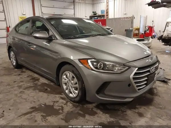 KMHD74LF3JU613112 2018 HYUNDAI ELANTRA - Image 1