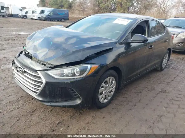 KMHD74LF3JU619654 2018 HYUNDAI ELANTRA - Image 2