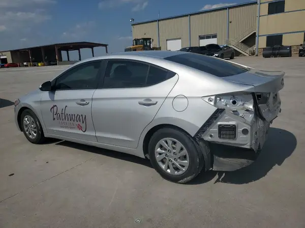 KMHD74LF3JU665856 2018 HYUNDAI ELANTRA - Image 2