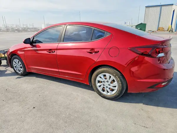 KMHD74LF3KU753887 2019 HYUNDAI ELANTRA - Image 2