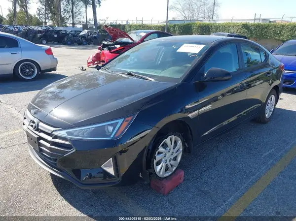 KMHD74LF3KU757597 2019 HYUNDAI ELANTRA - Image 2