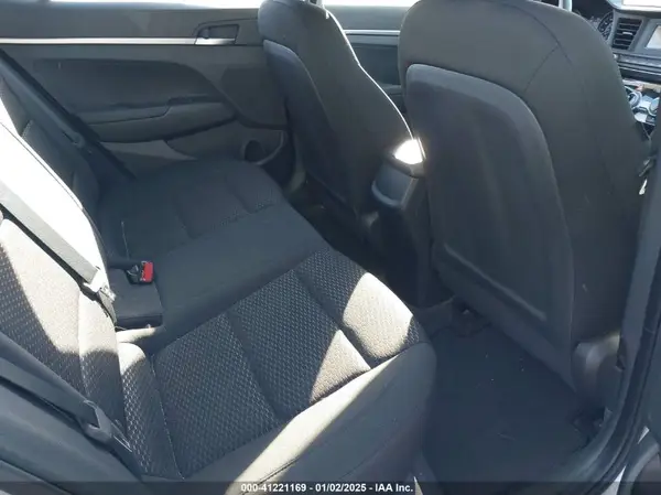 KMHD74LF3KU764131 2019 HYUNDAI ELANTRA - Image 8