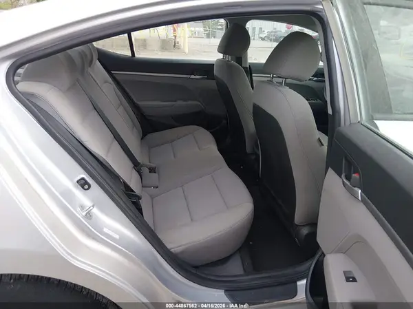 KMHD74LF3KU774318 2019 HYUNDAI ELANTRA - Image 8